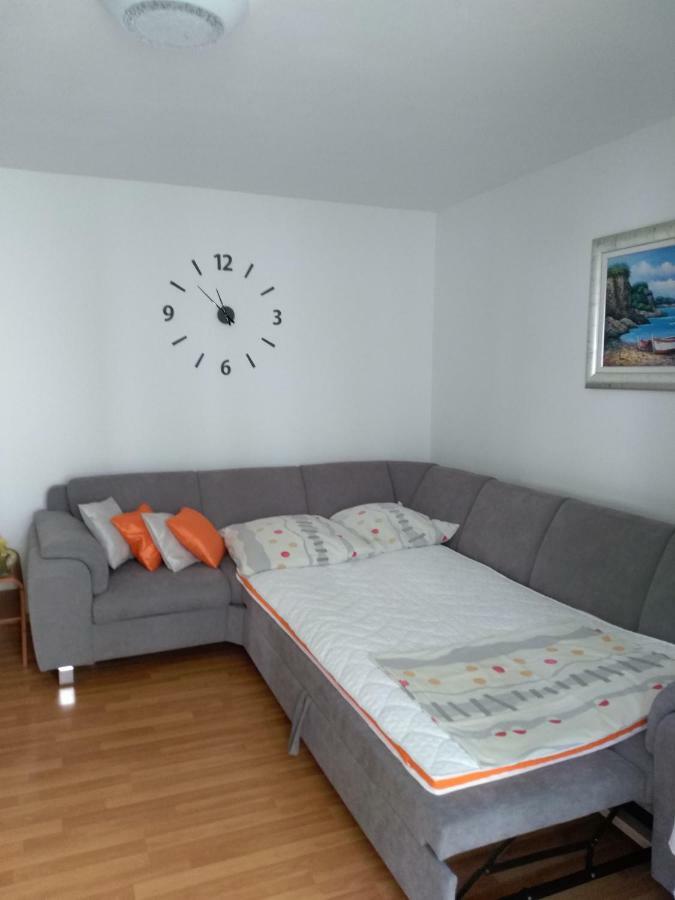 Garden Apartment Dina With Free Parking スプリト エクステリア 写真
